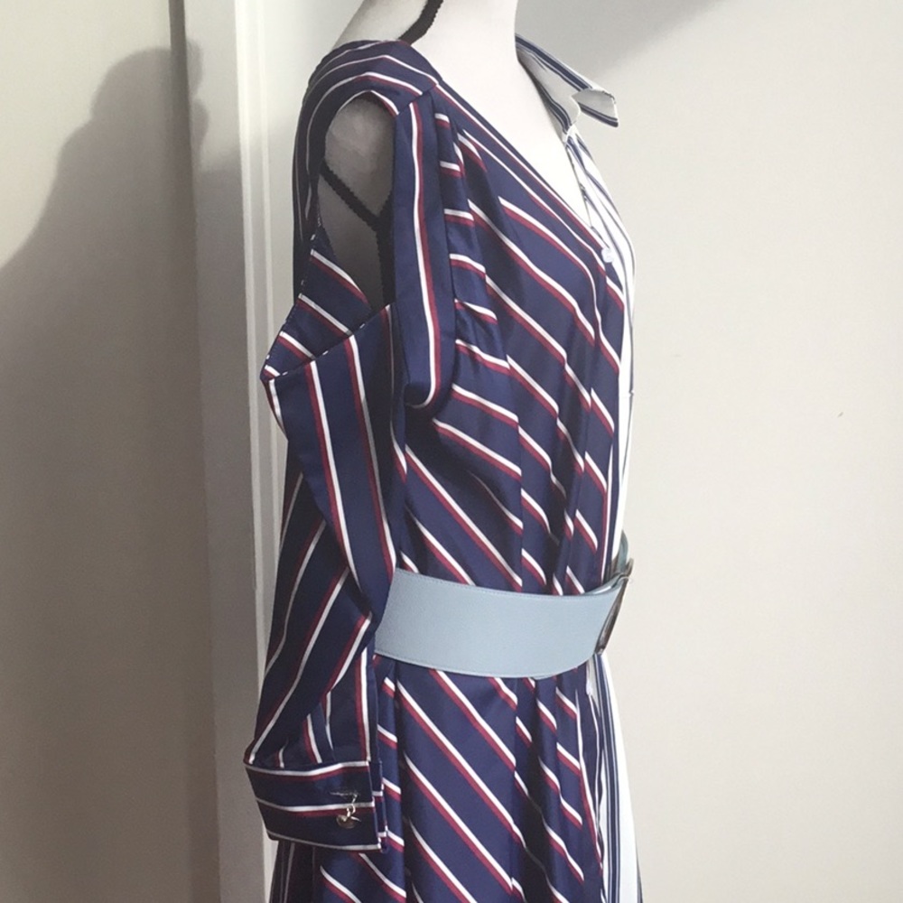 Dress - Picture 4 of 6